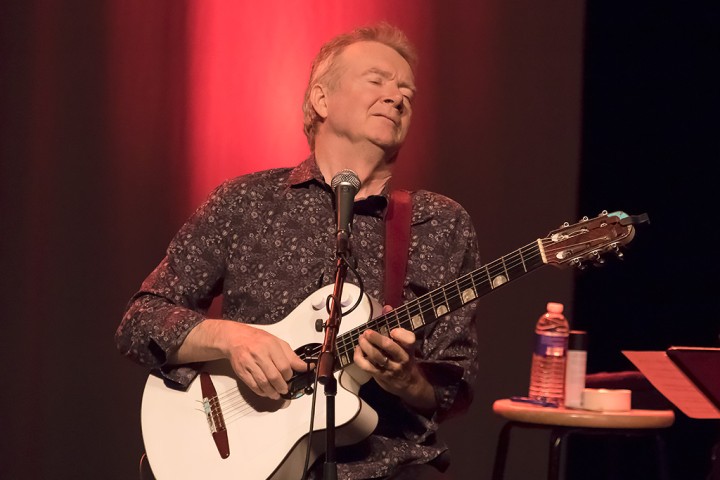 Guitar Tango: Peter White and Marc Antoine