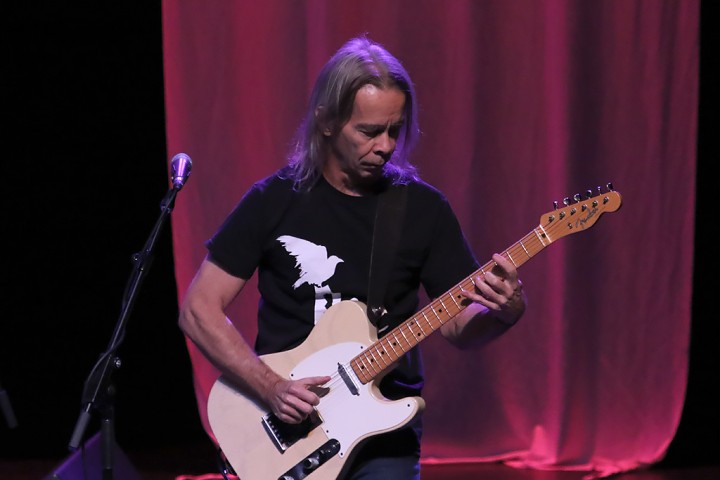 Tim Reynolds on guitar